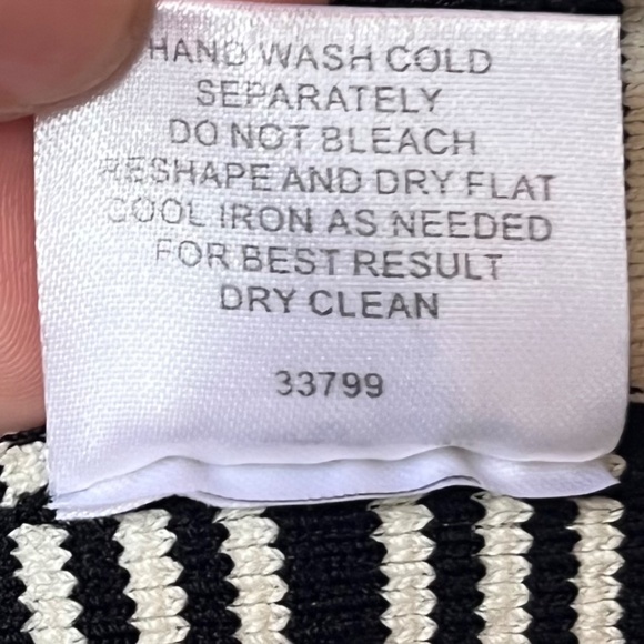 Romeo & Juliet Couture Skirt, Black / White Stripes, M - Picture 6 of 8